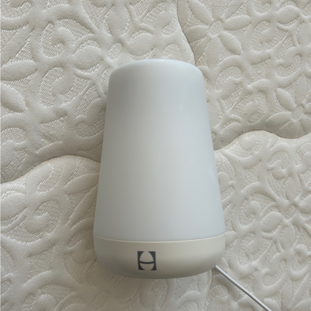 Hatch sound machine and nightlight